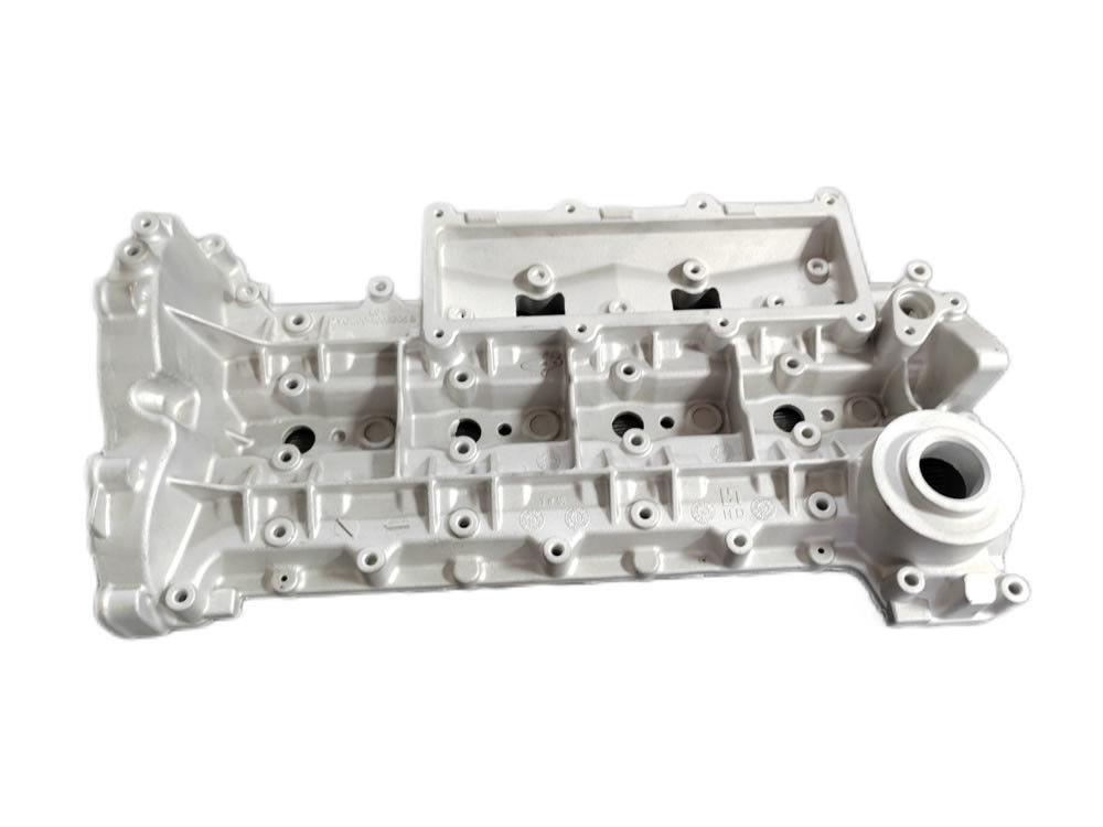 ความดันสูง ADC12 A380 อลูมิเนียมสกัดส่วนท่อรถยนต์เครื่องยนต์ Cam Cover