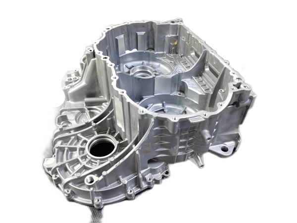 อัลลูมิเนียมแรงดันสูง Casting อะไหล่ Motor Housing สําหรับรถไฟฟ้าที่กําหนดเอง